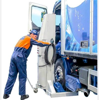 Nordlift HDL 6000 nostopylväät käytössä
