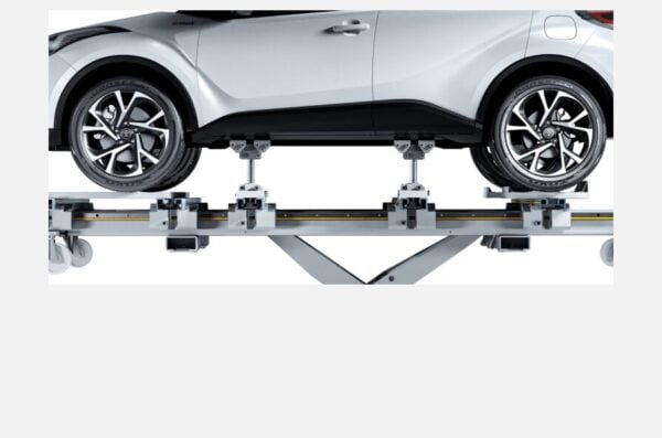Spanesi Serie 100 TS 5 oikaisupenkkiin kiinnitetty auto