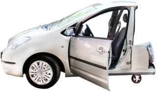 Toyota Prius HYBRID harjoitussimulaattori