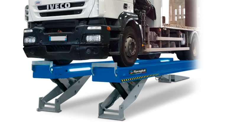kuorma-auton nosto Ravaglioli RAV 825-835
