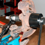 laakerin vaihto KS Tools 150.2075