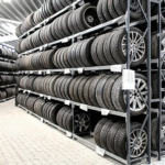 Rengashotellin hyllyt, Ahcon F1