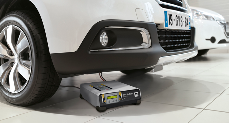 Akkulaturi - virtalähde käytössä, GYS GYSFLASH