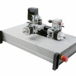 2 akselinen cnc sorvi asennettuna laitejalustalle