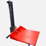 Marolo 120 LVP ruohonleikkurinostimen työtaso ala-asennossa