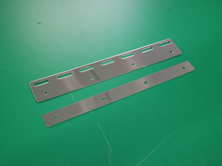 PVC-suikaleen kiinnityslevy