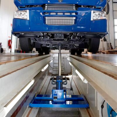 kuilunostin AC Hydraulic GGD150S huoltokuilukäytössä