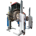 traktorin nostettuna Ravaglioli RAV Alpha 8.5 nostopilareilla