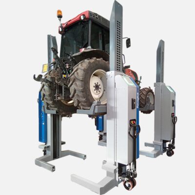 traktorin nostettuna Ravaglioli RAV Alpha 8.5 nostopilareilla